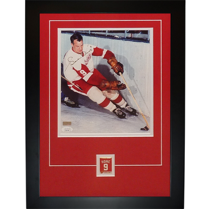 Gordie Howe Autographed Detroit Red Wings Deluxe Framed 8x10 Photo w/ Retirement Pin - JSA
