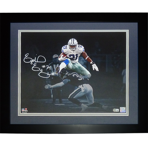 Ezekiel Elliott Autographed Dallas Cowboys (Spotlight) Deluxe Framed 16x20 Photo - Beckett