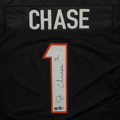 Ja'Marr Chase Autographed Cincinnati (Black #1) Custom Jersey - Beckett