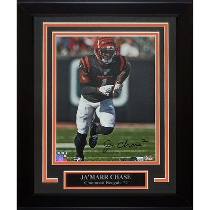 Ja'Marr Chase Autographed Cincinnati Bengals (Black Jersey) Deluxe Framed 8x10 Photo - Beckett