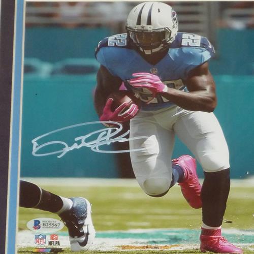 Derrick Henry Autographed Tennessee Titans Deluxe Framed 8x10 Photo - Beckett