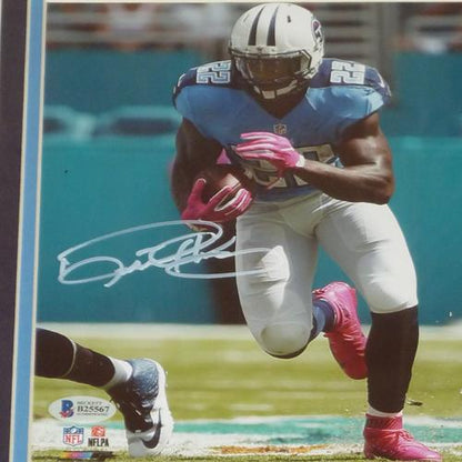 Derrick Henry Autographed Tennessee Titans Deluxe Framed 8x10 Photo - Beckett