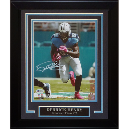 Derrick Henry Autographed Tennessee Titans Deluxe Framed 8x10 Photo - Beckett