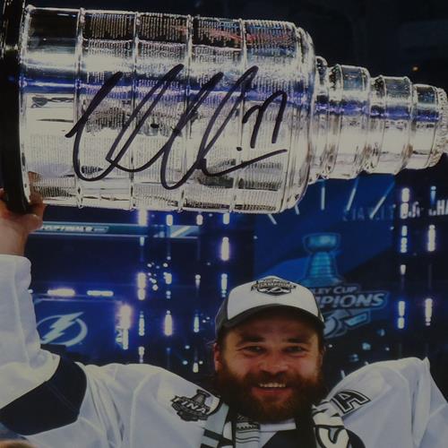 Victor Hedman Autographed Tampa Bay Lightning (Stanley Cup Trophy) Deluxe Framed 11x14 Photo - JSA