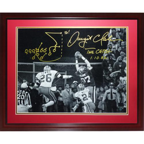 Dwight Clark Autographed San Francisco 49ers (The Catch BW) Deluxe Framed 16x20 Photo with The Catch Drawn Play