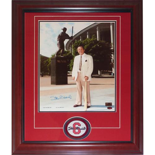 Stan Musial Autographed St. Louis Cardinals (Statue) Deluxe Framed 11x15 Photo with Patch