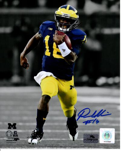 Denard Robinson Autographed Michigan Wolverines (Spotlight) 8x10 Photo