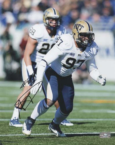 Aaron Donald Autographed Pittsburgh Panthers 8x10 Photo