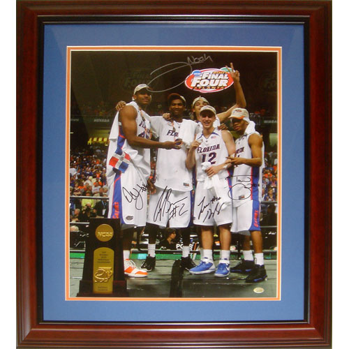 Florida Gators "Starting 5" (Brewer , Green , Horford , Humphrey , Noah) Autographed (2007 Final Four with Trophy) Deluxe Framed 16x20 Photo